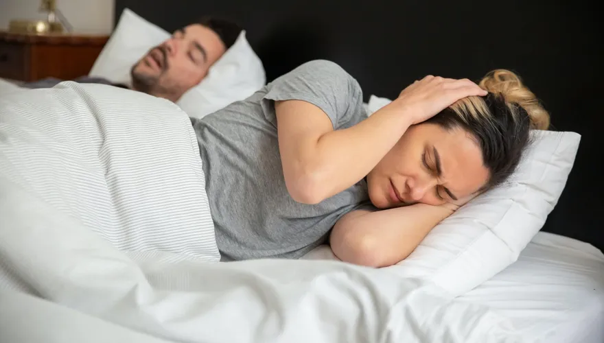 打呼惱人！醫示警「睡眠呼吸中止」恐增中風、癌症等風險