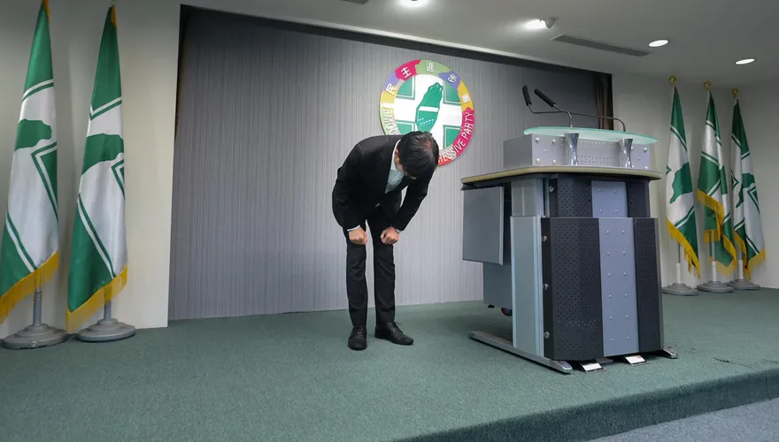 綠營慘敗召集檢討！他妙列12恨「替蔡英文痛罵人民」網笑歪