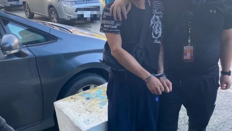 【影】確認眼神就下手！男就醫竟搶旁人金項鍊未遂　台北警火速衝頭城工寮逮嫌