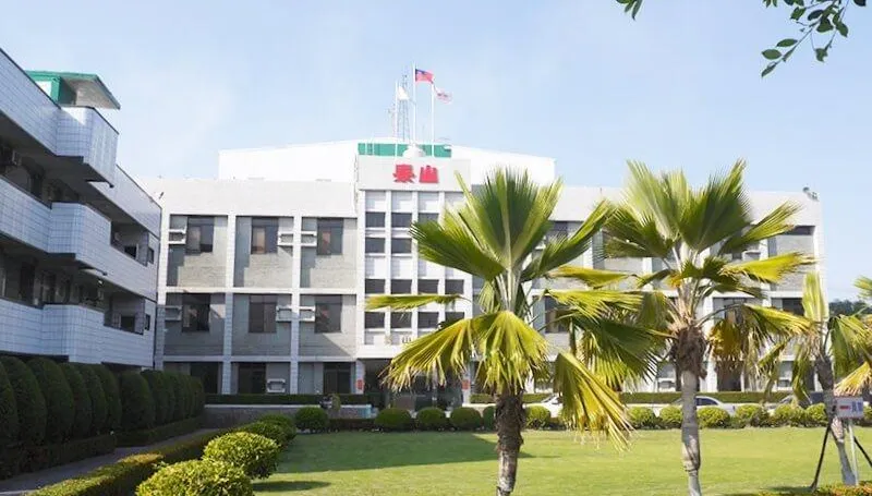 經營權之爭！泰山出脫4.33萬張全家股票　龍邦痛批「公然欺騙」將提告