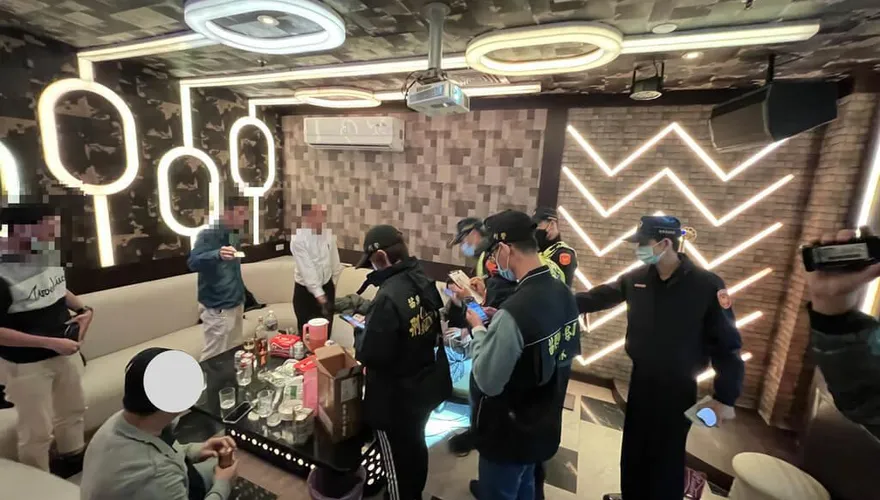 壓制黑幫氣焰！苗警一夜臨檢47處…狂逮62罪犯