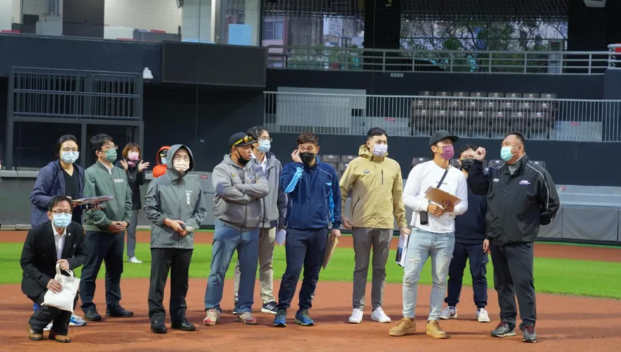 新竹棒球場27項改善完成！　網友怒「何必當初？」