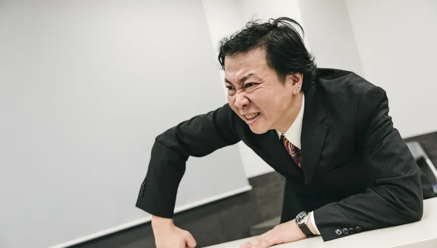 OL請特休假變踩地雷！慘遭上司開會公審搞霸凌　網友氣翻「直接申訴」