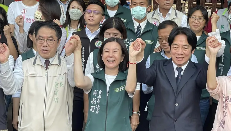台南正副議長賄選案重創！民進黨廉政會今晚提前開會　邱莉莉、林志展到場自請停止黨權