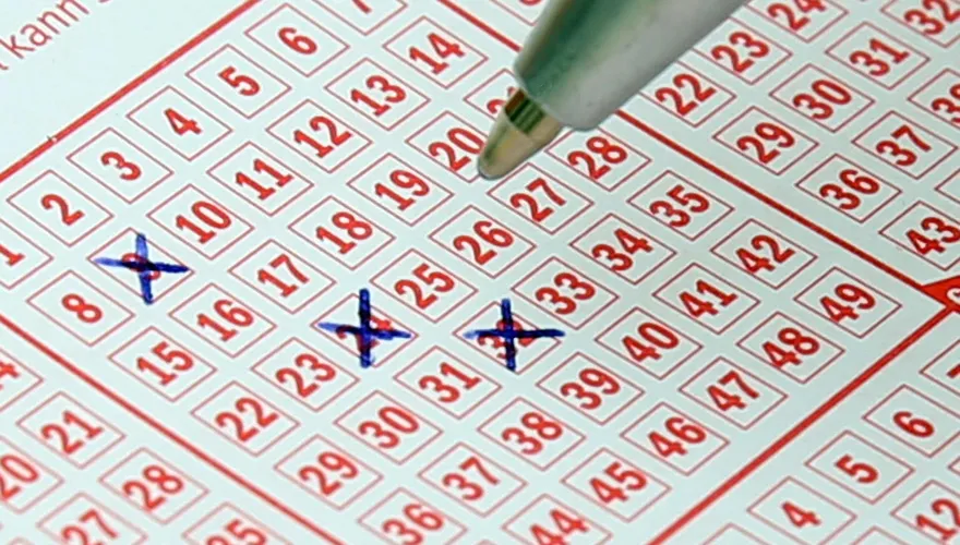 165村民集資買彩券…幸運中頭獎「爽分台幣46億」