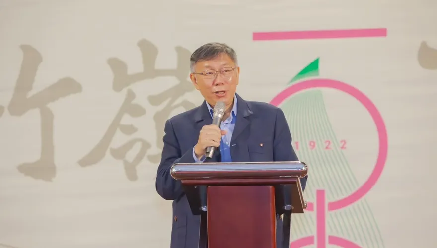 卸任前去新加坡被酸「畢業旅行」　柯文哲：行程很硬