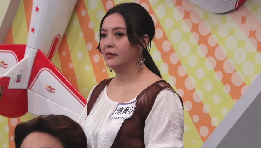 女星60萬存款遭盜領！討債驚覺「合夥人猝死浴缸」　求償無門怒打小人