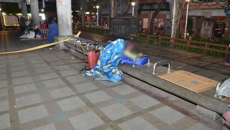 氣溫驟降！北市一天2人猝死　陳屍公園與倒臥商場廁所