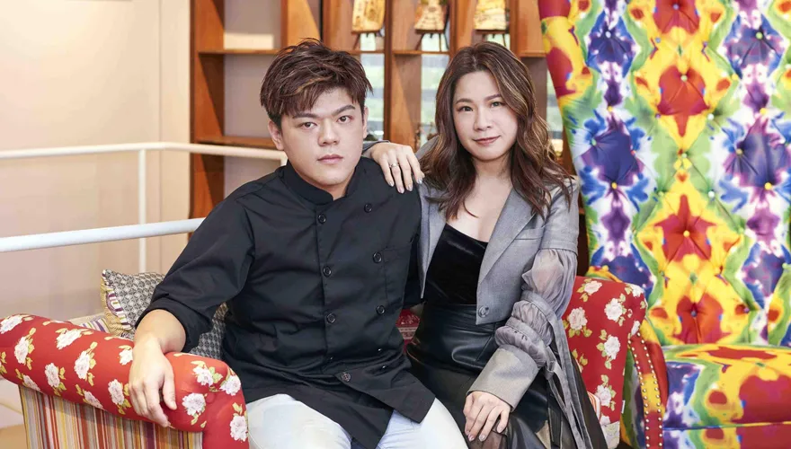 符瓊音「閃婚2個月」宣布懷孕！尪激動落男兒淚　她放話：在舞台上生