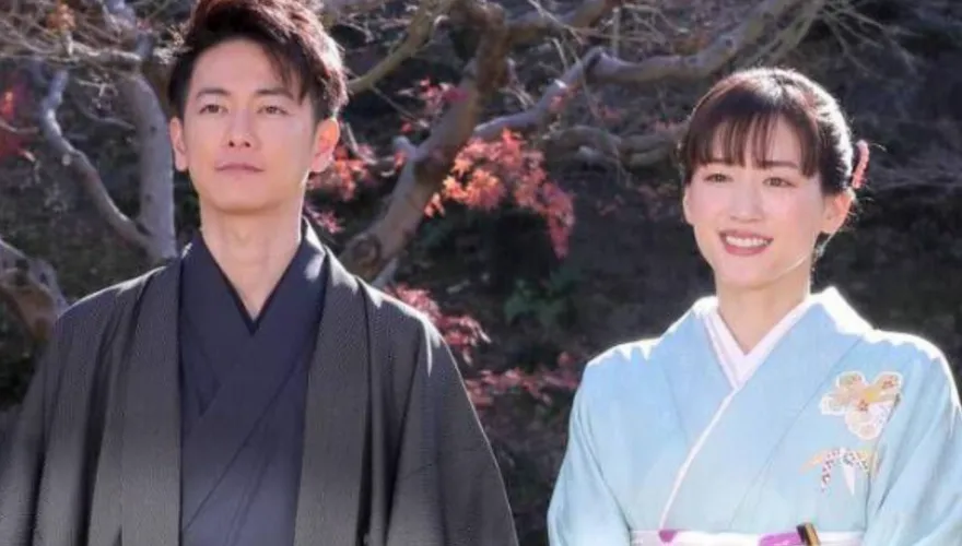《First Love 初戀》佐藤健爆閃婚綾瀨遙！日媒爆料「婚訊時間點」