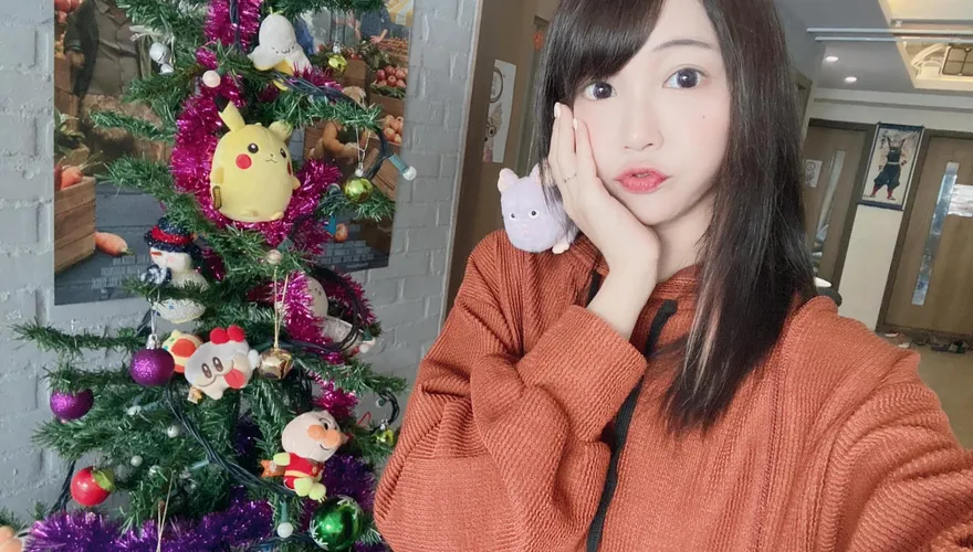 捷運遇怪姐姐要求喝她咖啡！　正妹女聲優傻眼「捷運不能喝東西」