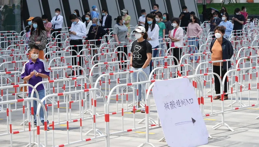 解封造成疫情擴散？　世衛專家坦言：封控期間早蔓延了