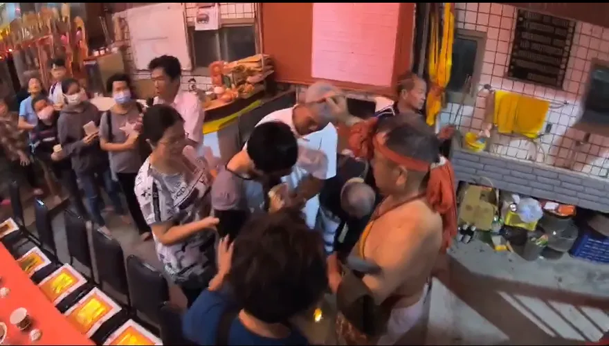 獨家/太玄宮打人犯眾怒～「不是每個乩童都暴走」　厝奉宮太子爺暖心影像曝光