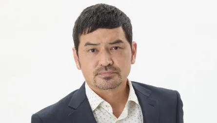 日男星驚傳逝世！演出一半突倒地　「腦出血不治」享年47歲