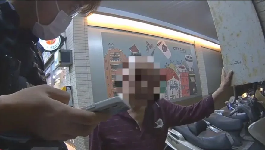 這是哪？北長者深夜走失驚恐無法言語　內湖暖警靠內部系統查明身分