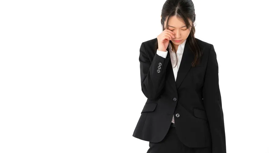 想逃出科技業！　6W女上班族哭「工作到人格扭曲」