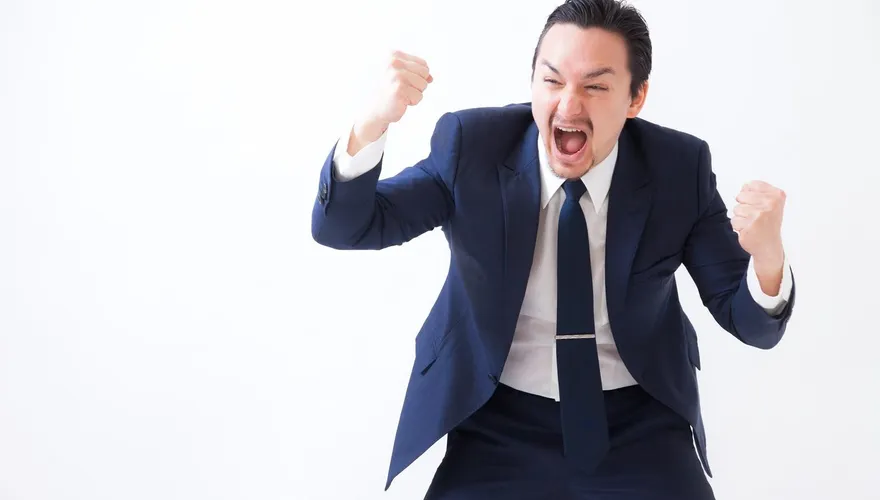 終止連續收黑！台股小反彈64點　鋼鐵發威強強滾
