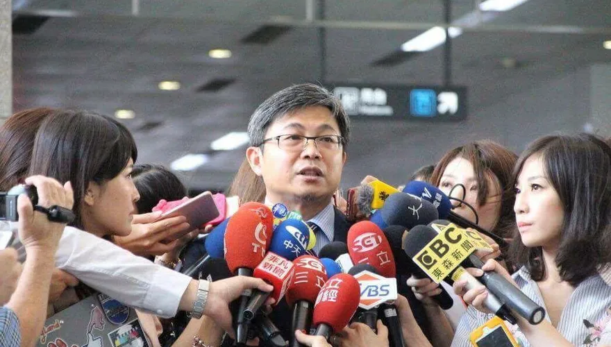 台南市政府經發局長涉貪！家中搜出30萬現金…遭檢方聲押