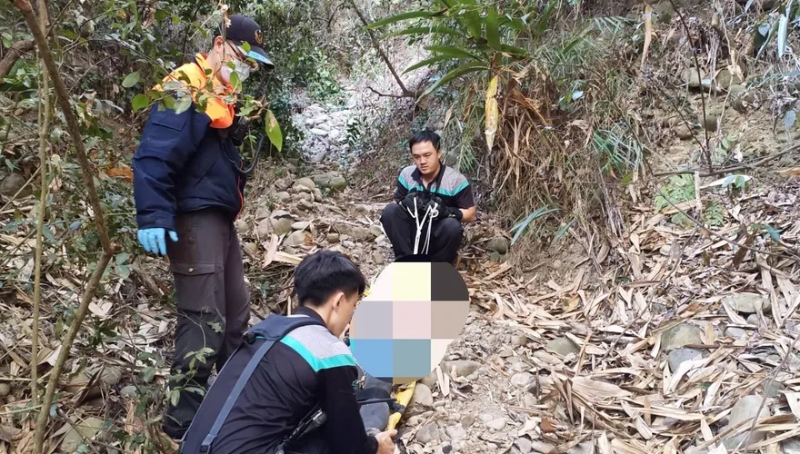 【影】彰化田中「長青登山步道」傳憾事！女登山客不慎跌落15米深谷身亡