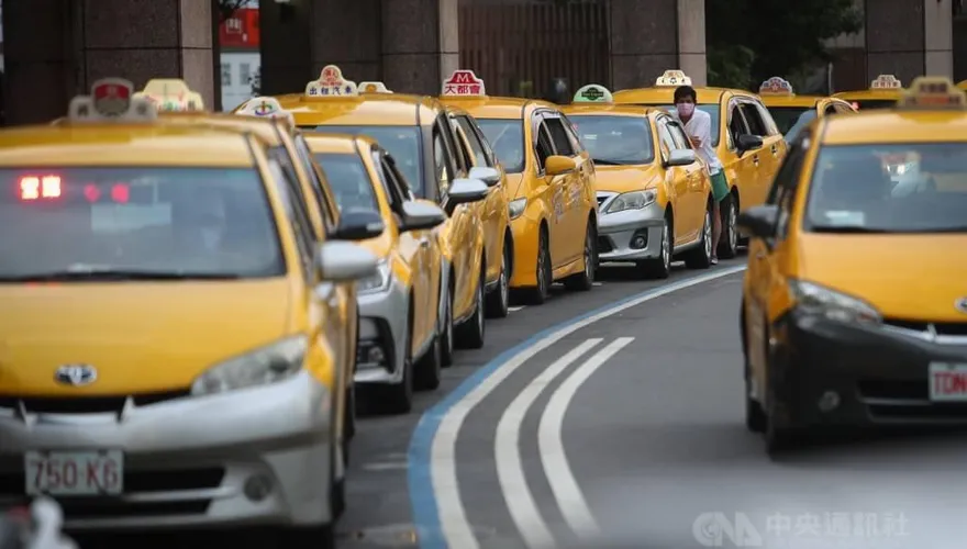 春節加成時間公布！北北基計程車起跳價明年4月起漲至85元　夜間加成105元