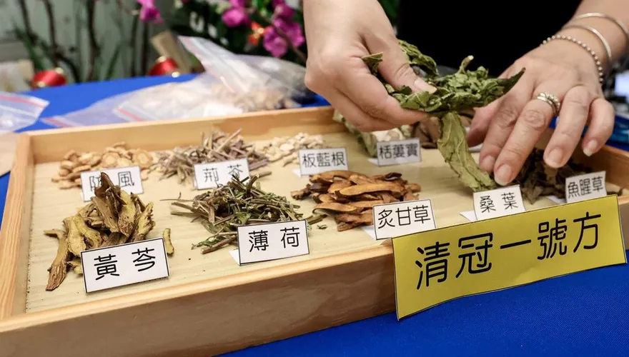 清冠一號也爆掃貨潮！醫師曝中藥材貴3倍　「呼吸道相關藥物最難叫」