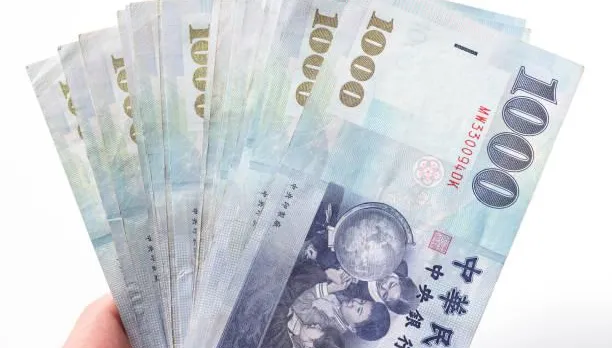 全民普發1萬元現金？媒體人揭真相：早可以發好多次