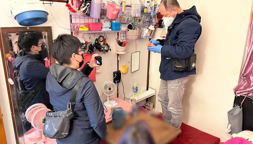【影】天下父母心！知名美髮師涉毒遭逮　媽媽一句話讓她淚崩