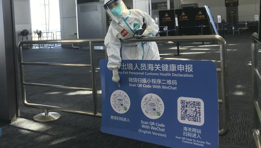 大陸放寬防疫政策後疫情傳播快速　公衛教授：不久後半數人口都將染疫
