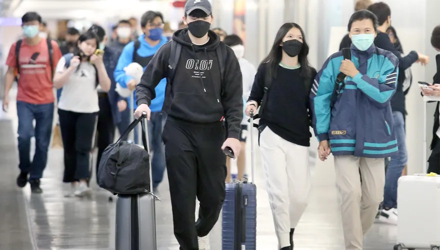 芭比Ｑ啦！陸宣布大解封　專家籲各國應提高「邊境採檢標準」