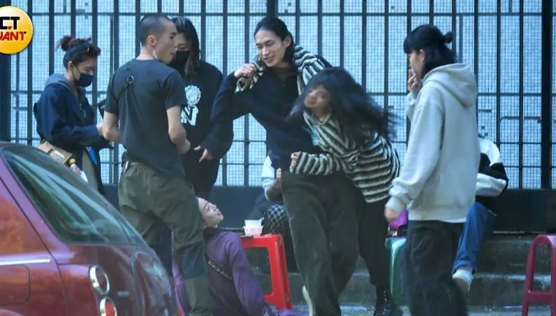 溫貞菱掰掰～視帝黃河街頭甜擁新歡　熱吻放閃戀愛ing