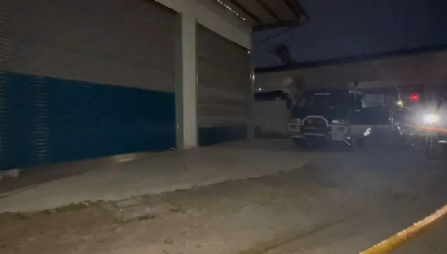 影/高雄街頭「驚傳槍戰」！2男中彈送醫　1人OHCA搶救不治