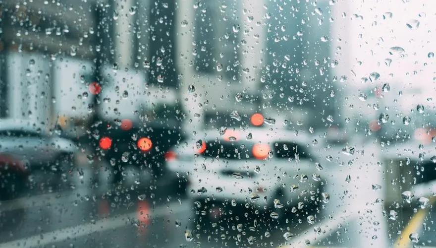 跨年、迎曙光恐怕要落空了！吳德榮：今起迎風面有局部短暫雨　這個地方會下雪