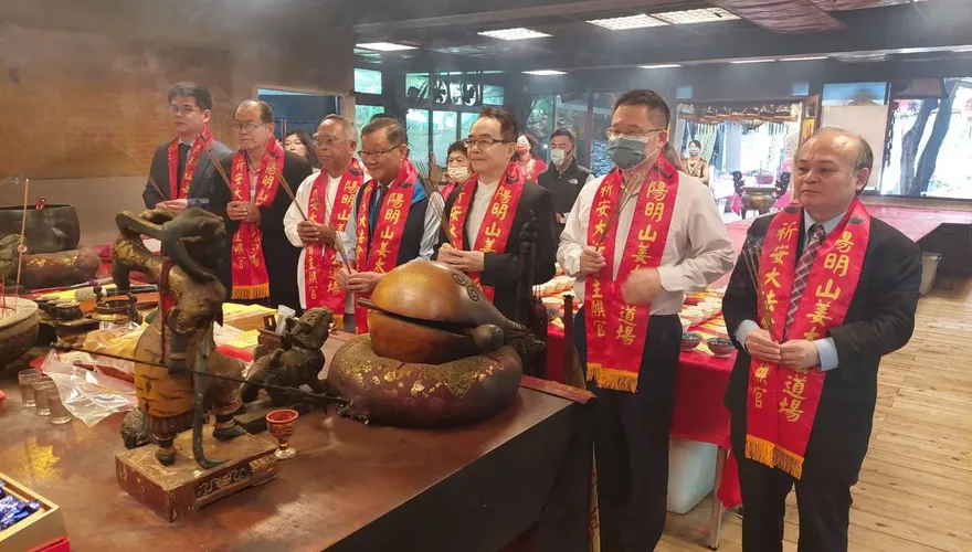 全台最早兔年國運籤出爐！　「當退則退否則全船溺水」暗示這個人?