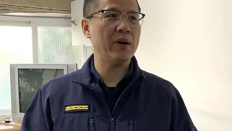 莊武能控警「像黑衣人敲車」　竹警反駁：拒捕衝撞才開槍