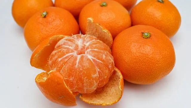 柑橘類水果「這樣挑」最好吃！營養師揭「它」超營養：能抗便秘、防感冒！