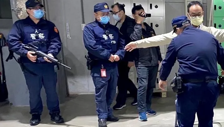 荷槍實彈上陣！北市立委補選選票印製完成　保大維安「護票」
