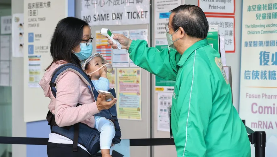 港陸近期單日確診破三萬！兒童重症個案增　專家：每日兩、三宗嘶吼症　農曆年北上要打齊針