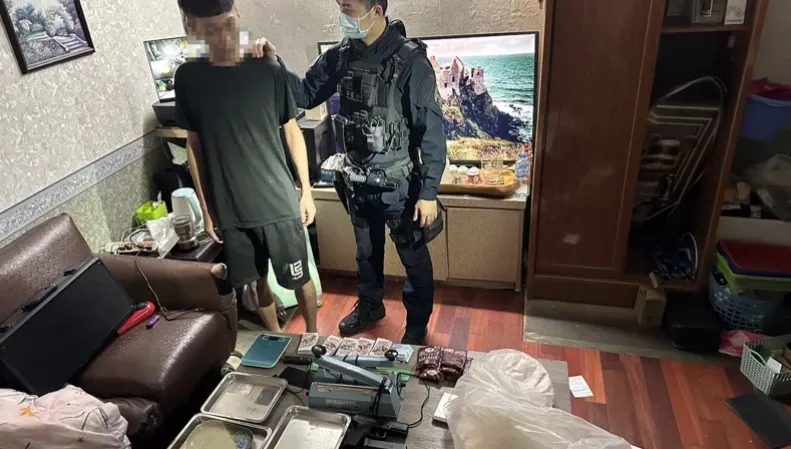 商業奇才！毒販開招待所「現裝現賣＋邊吸邊唱」現場毒品價值破千萬
