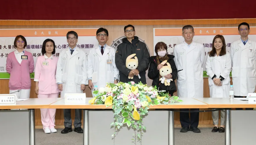 男心衰竭「8分鐘內被電10次」！台大醫院創首例　合併手術治癒2患者