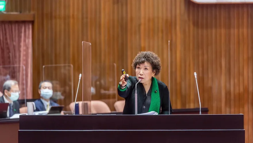 超徵4500億發6000元　游毓蘭喊非法掠奪這群人退休金！痛批還錢來