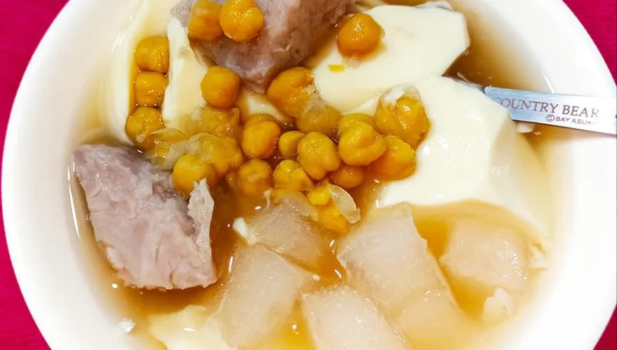 桃園大溪不只豆干有名！這家「全日排隊」的豆花一定要吃