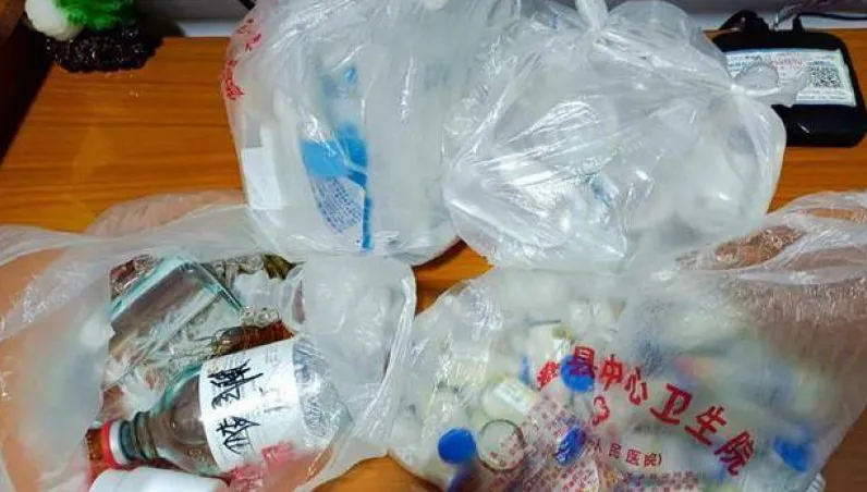 體重暴增超5公斤…手腳抽搐「腹部現大裂紋」　家中藏「這東西」女醫控前夫投毒