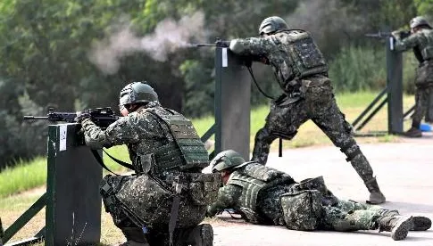二等兵離營「確診」後失聯！遭送辦稱「照顧懷孕女友」…對話紀錄曝真相