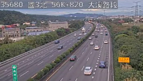 快訊/國道3號北向大溪段驚傳追撞車禍！5傷送醫急救