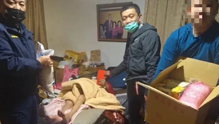 父病逝獨留13歲兒養阿嬤　沒錢辦喪事　桃園警偕公益團體送暖救急