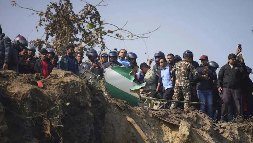 影/尼泊爾空難已尋獲至少40具遺體　印度媒體：72人恐全數罹難