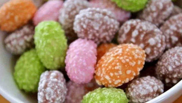 過年吃的零食該如何挑？營養師曝「熱量表」一看就懂！