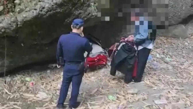 影/原始生活大挑戰？高雄男愛上十八羅漢山…溪床石縫中搭床度日