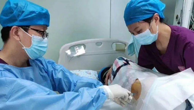 不再被放棄！健保大砍「罕病肌肉萎縮症SMA」藥價　估受惠病友將增至5成