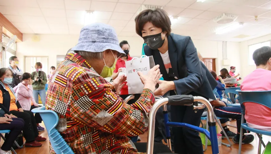 安心過年！台東縣府先墊錢　生活扶助、育兒津貼19日入帳…2.5萬人受惠